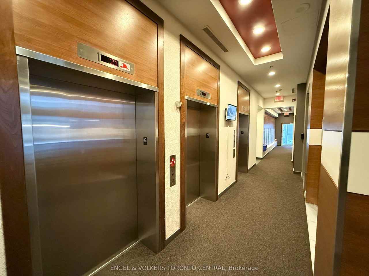 70 Apt Bldg - Photo 5 of 33