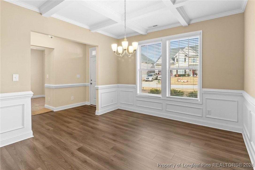 937 Liberty Ln - Photo 3 of 25