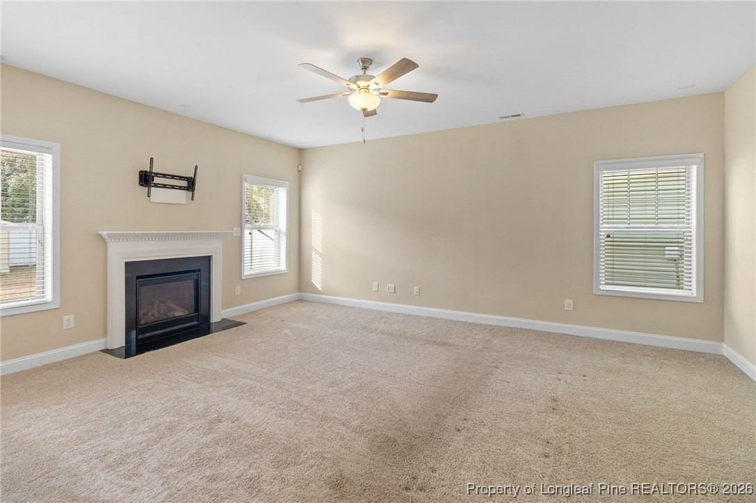 937 Liberty Ln - Photo 5 of 25