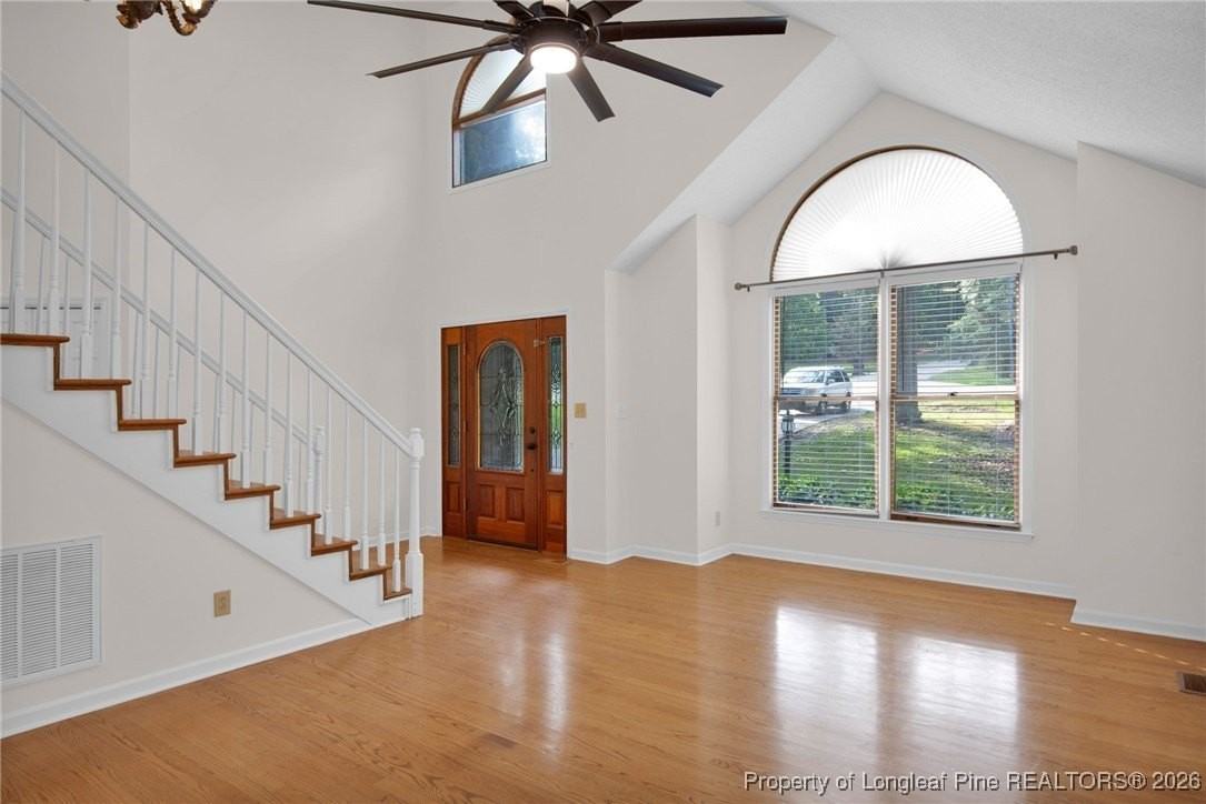 160 Carolina Way - Photo 4 of 36