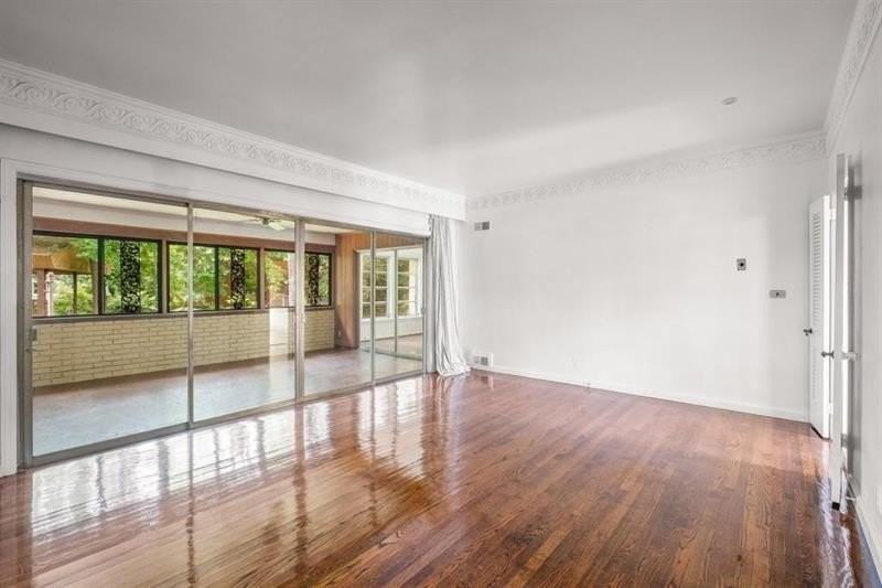 757 Old Ivy Rd Ne - Photo 4 of 36