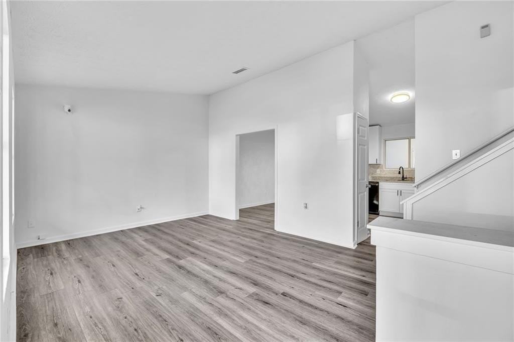 3959 Wood Path Dr - Photo 7 of 37