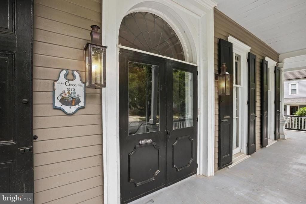 12 Murray Pl - Photo 2 of 46