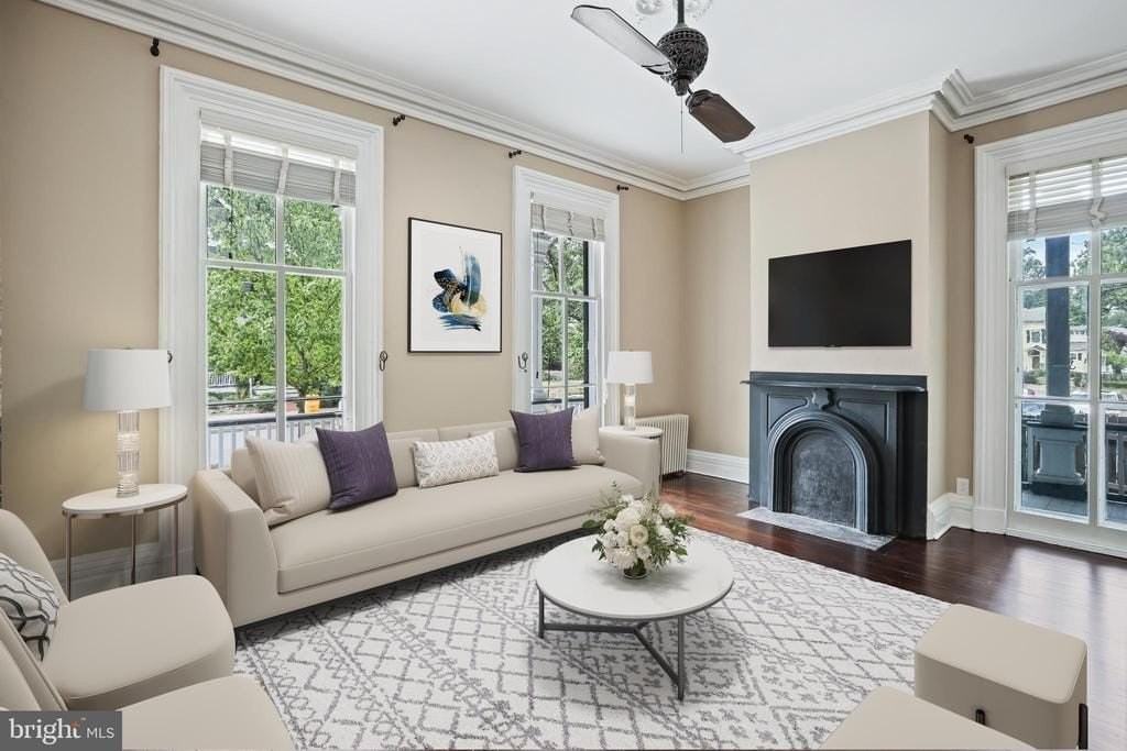 12 Murray Pl - Photo 3 of 46