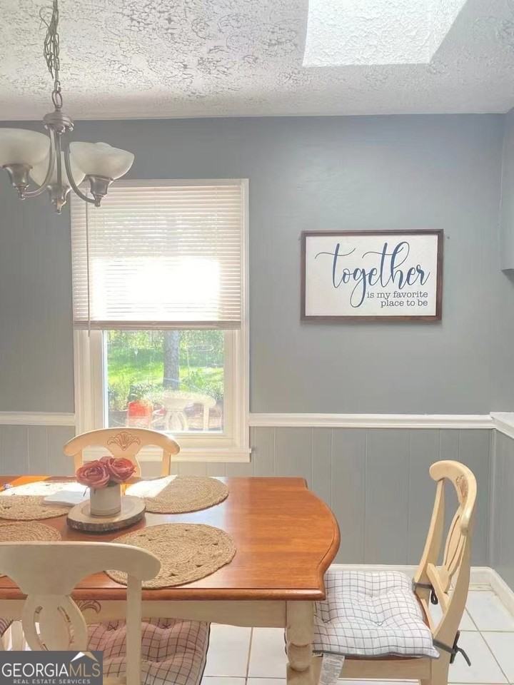 339 Desiree Dr - Photo 3 of 11