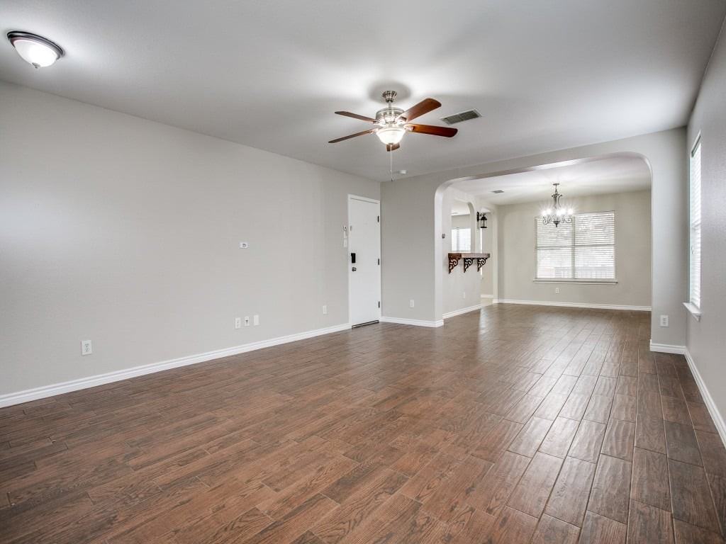 10315 Crystal Vw - Photo 3 of 13