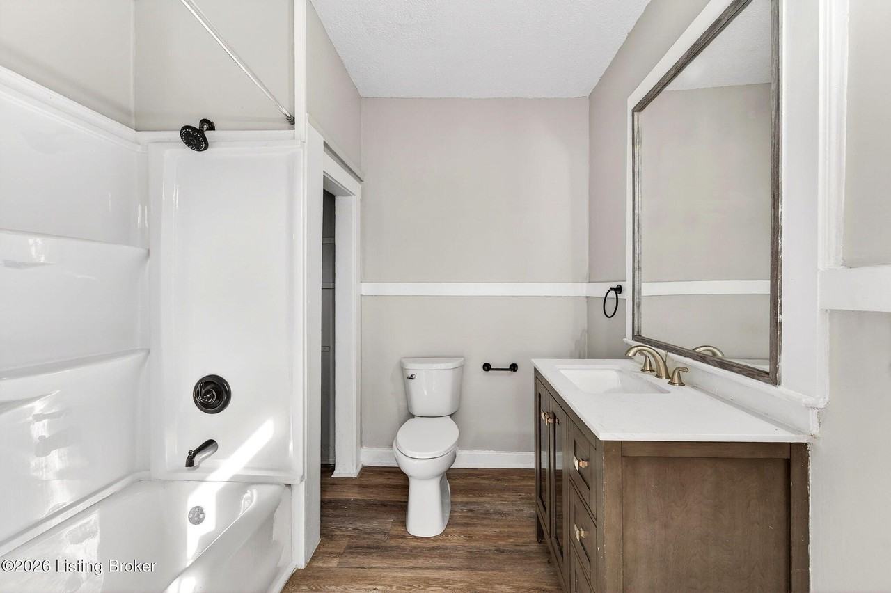 1039 Mulberry St - Photo 6 of 20