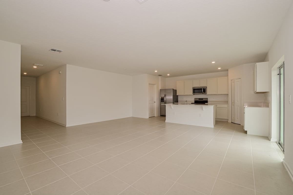 2534 Absolute Ave - Photo 6 of 23