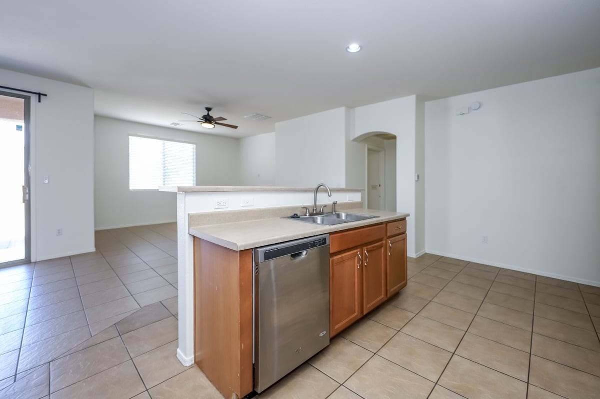 3510 W Avenida Sombra - Photo 6 of 27