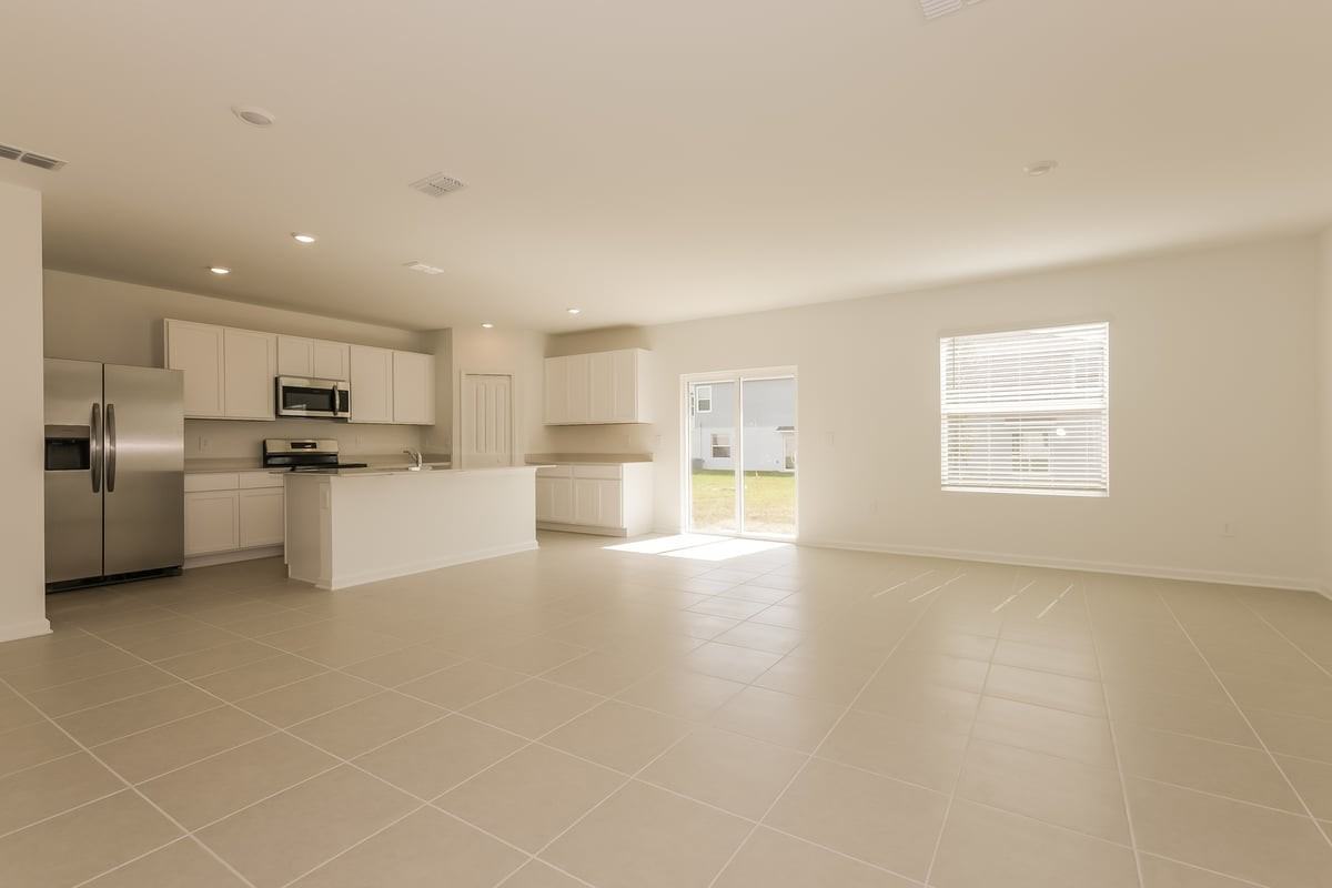 3678 Hardman Dr - Photo 6 of 29