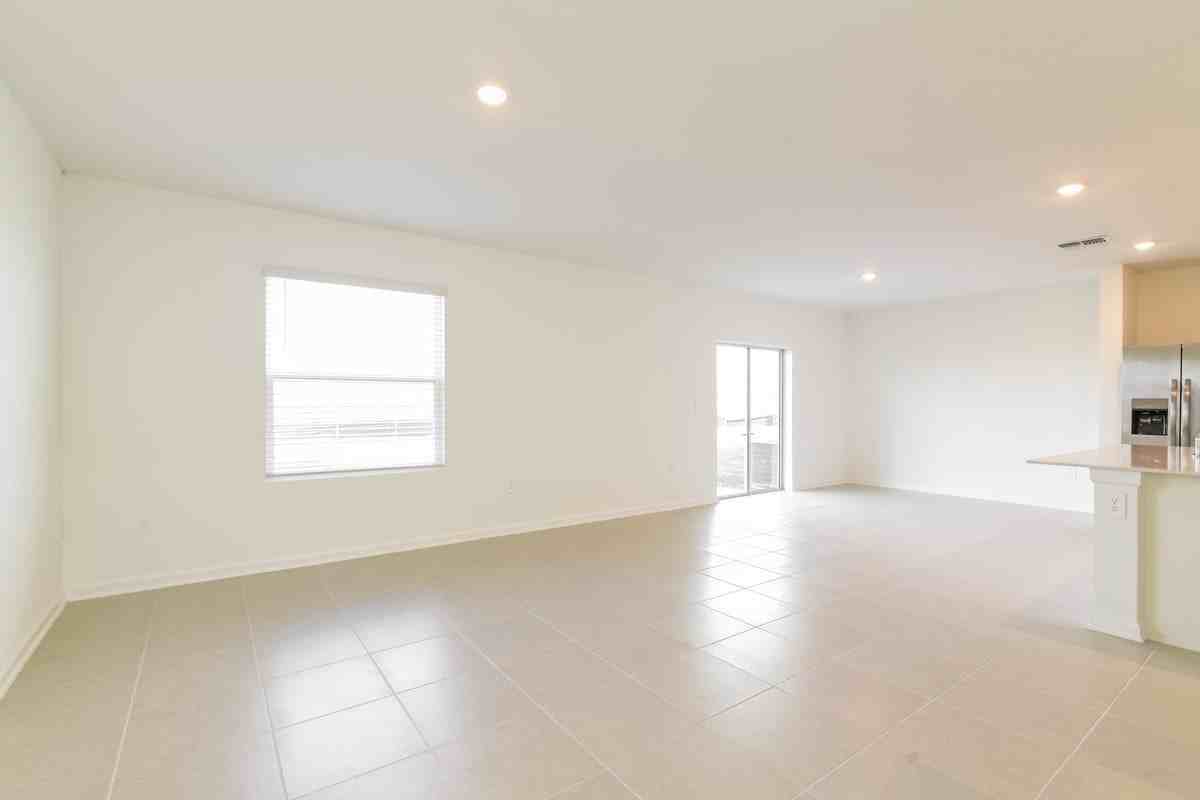 4057 Old Mill Rd - Photo 6 of 44