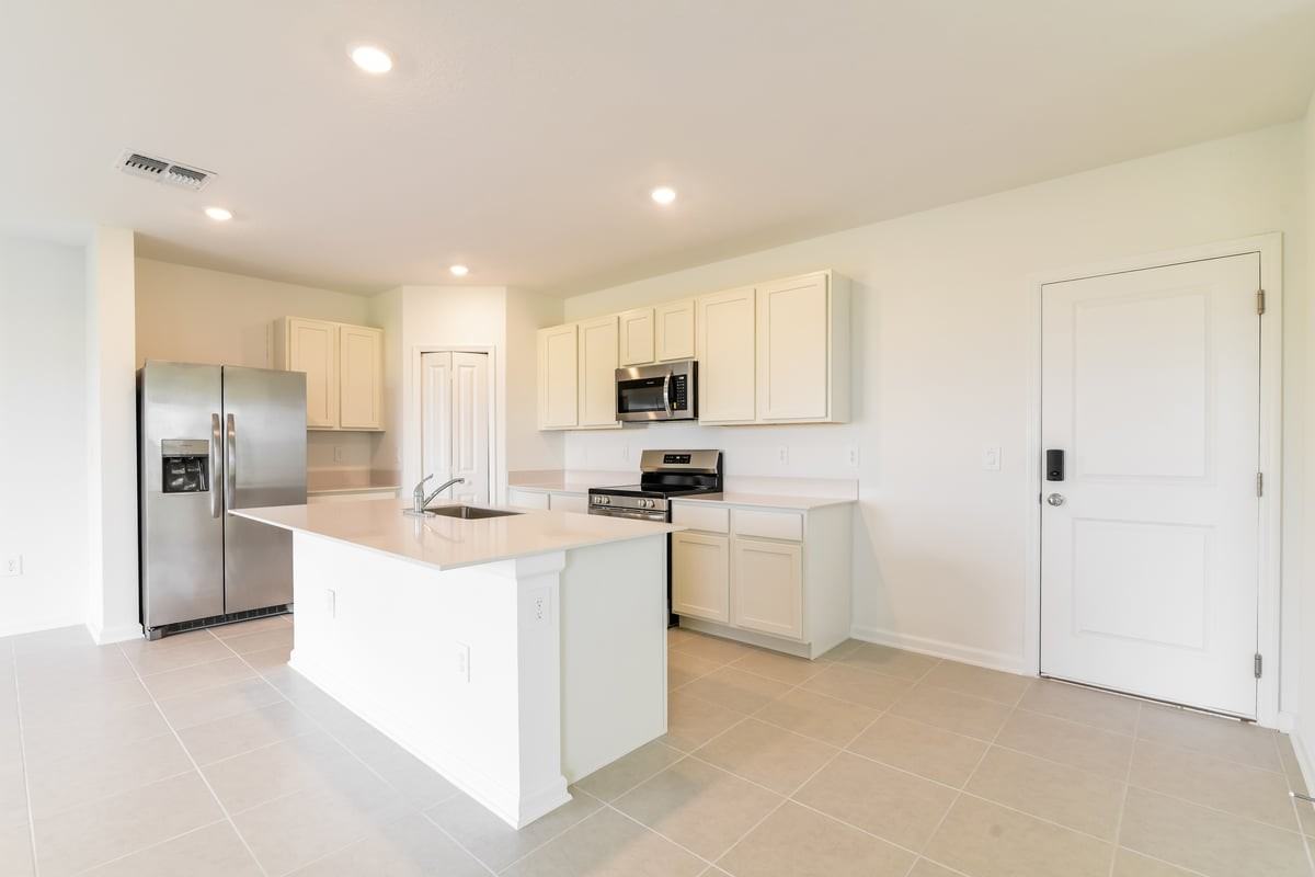 4057 Old Mill Rd - Photo 7 of 44