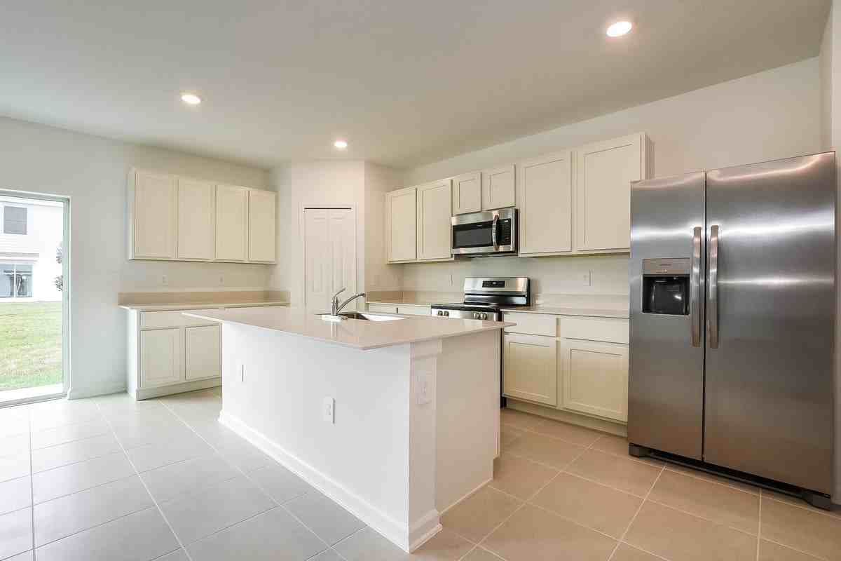 4103 Longleaf St - Photo 6 of 32