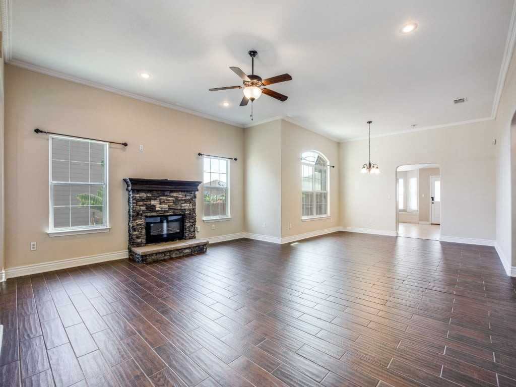 6102 Still Mdw - Photo 3 of 13