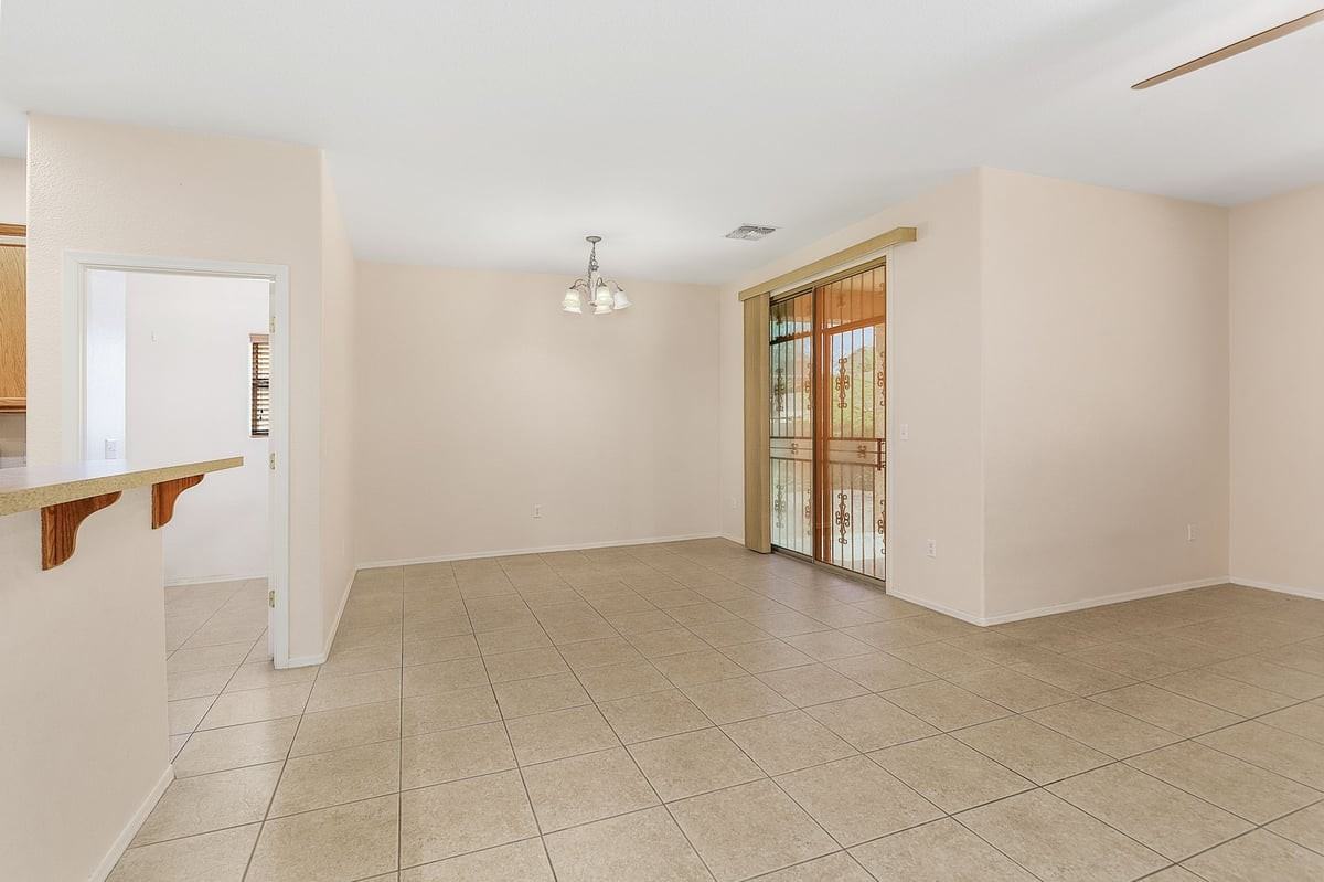 7084 S Camino Derecho - Photo 4 of 23