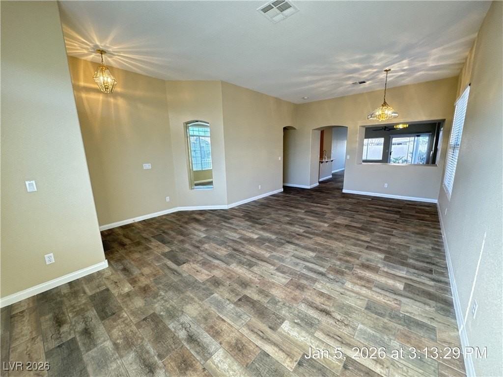 7898 Nookfield Dr - Photo 3 of 36