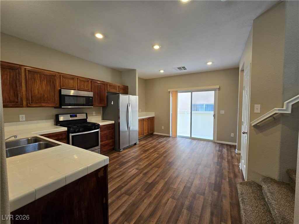 11080 Arcadia Sunrise Dr #0 - Photo 6 of 32