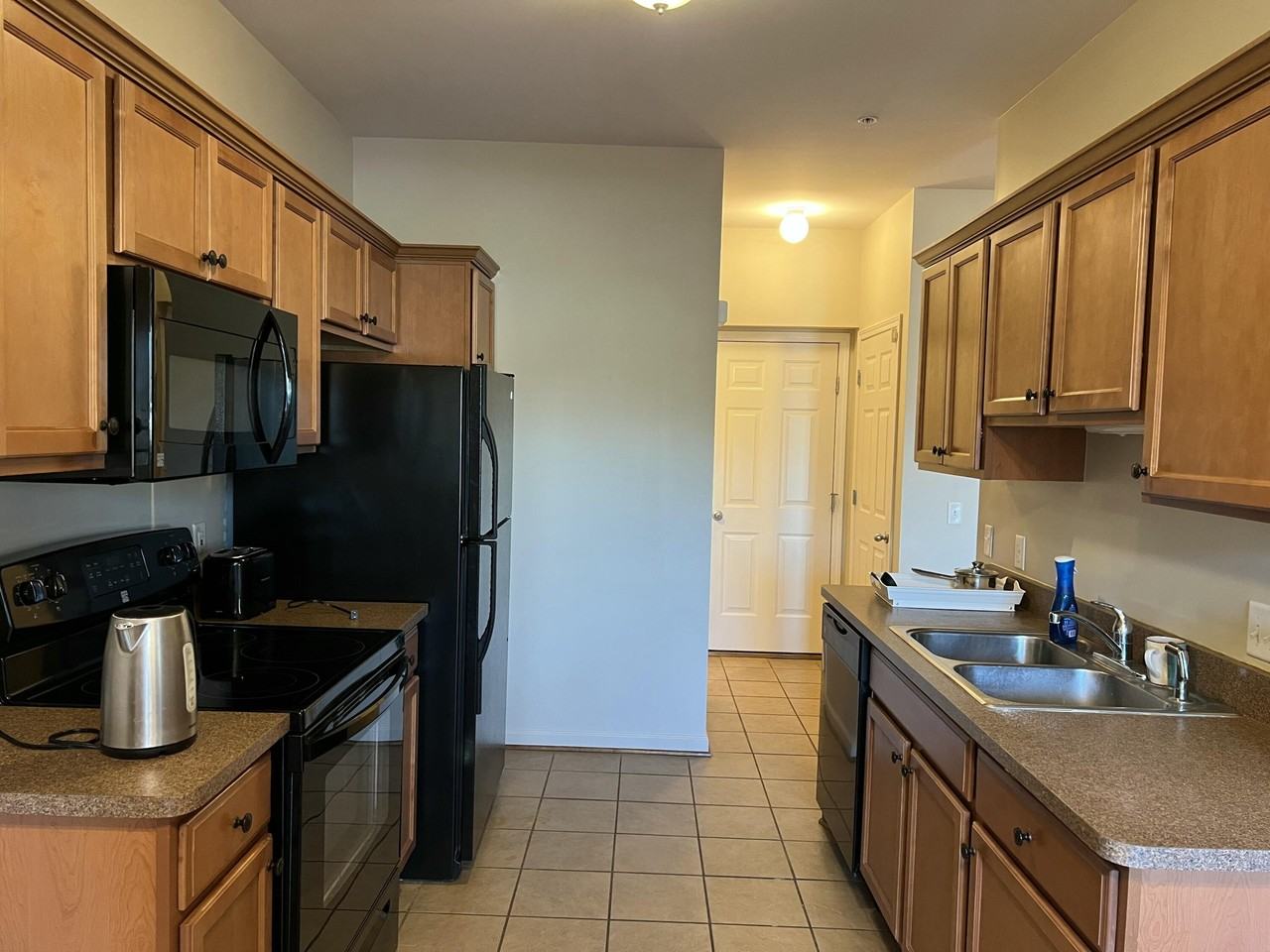 1402 Riversedge Dr Unit 54 #54 - Photo 6 of 10