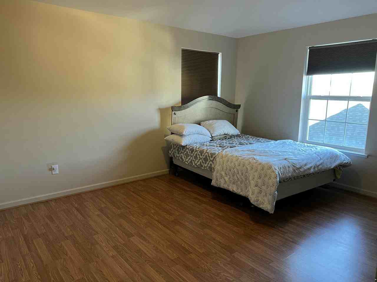 1402 Riversedge Dr Unit 54 #54 - Photo 7 of 10