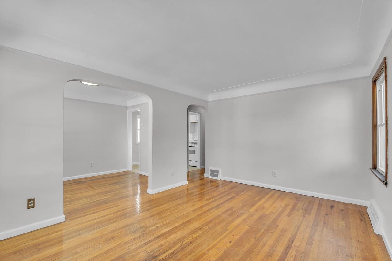 11319 Tecumseh - Photo 6 of 39