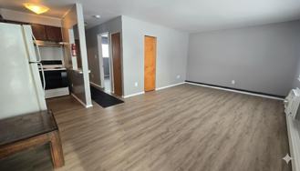 46169 Jefferson Ave - Photo 1 of 1