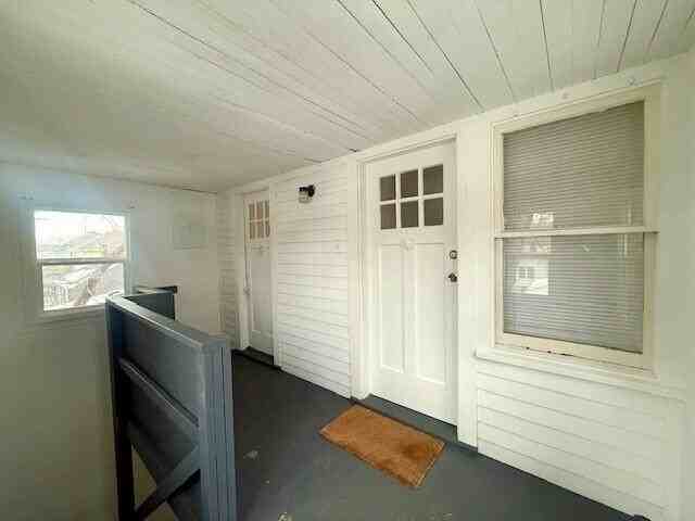 335 Ardmore Dr - Photo 4 of 17