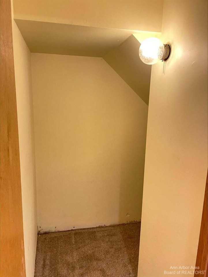 116 W Mckay St Unit 1 #1 - Photo 4 of 13