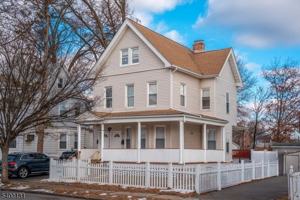 featured image of 49 Spruce St