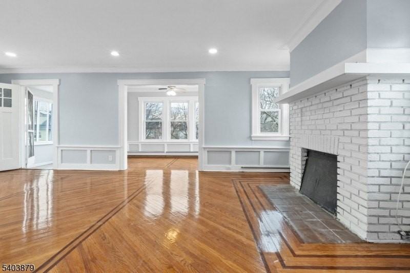 337 Seymour Ave - Photo 5 of 35