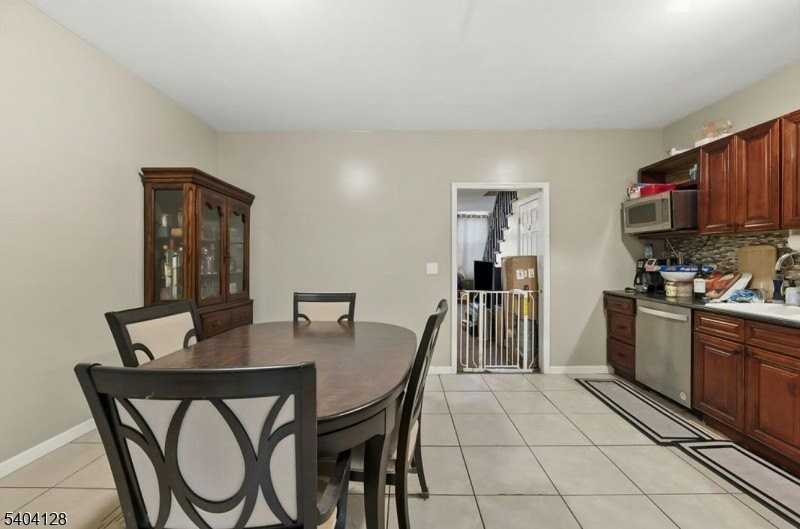 15 Wales Ave - Photo 5 of 14