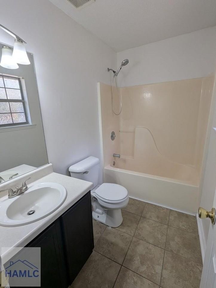 49 Fletcher Rd - Photo 3 of 7