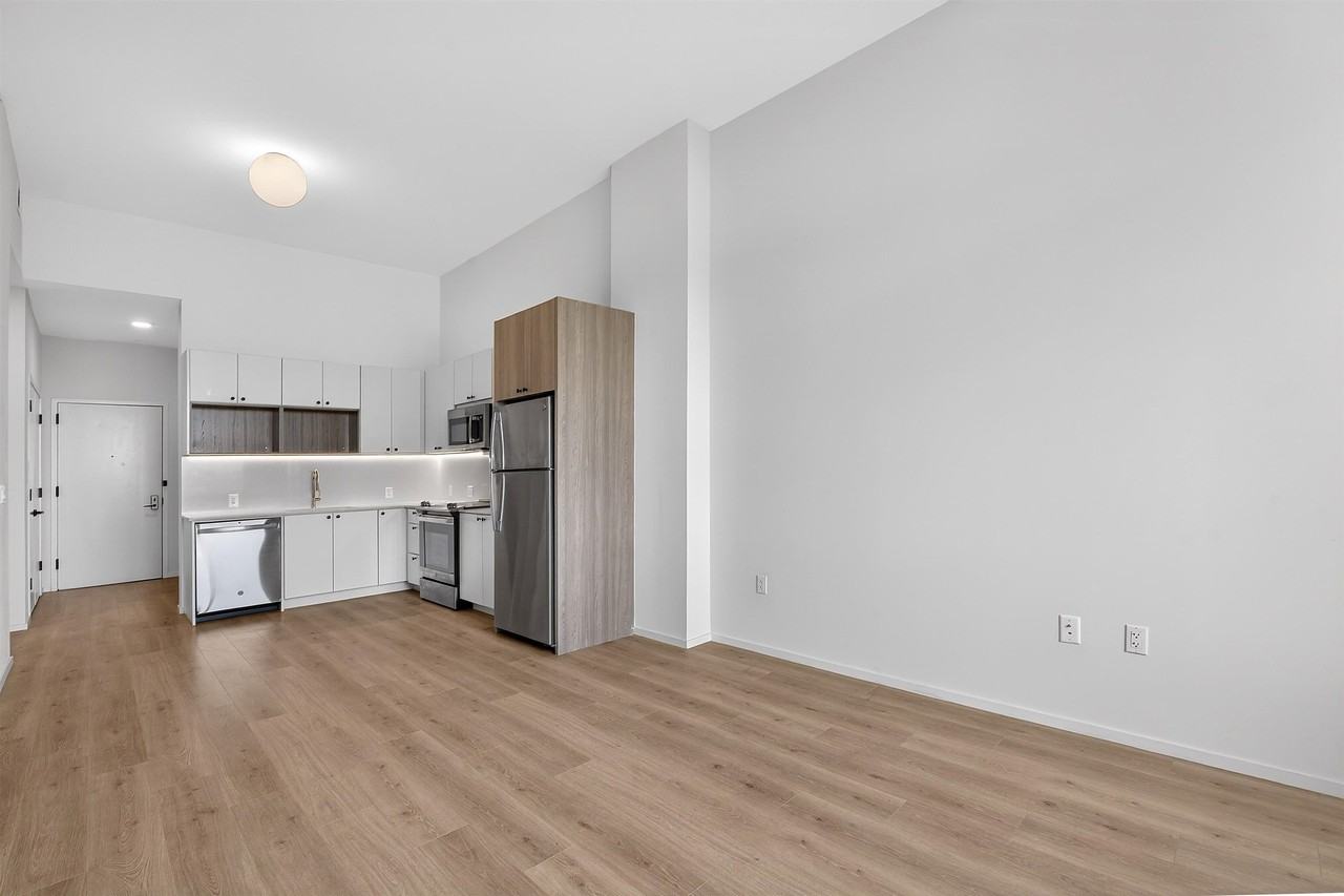 213 Grove St #PH2 - Photo 2 of 30