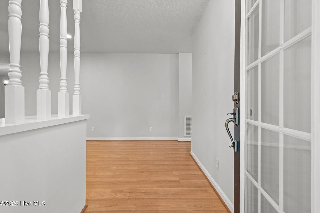 119 Otter Dr - Photo 6 of 50