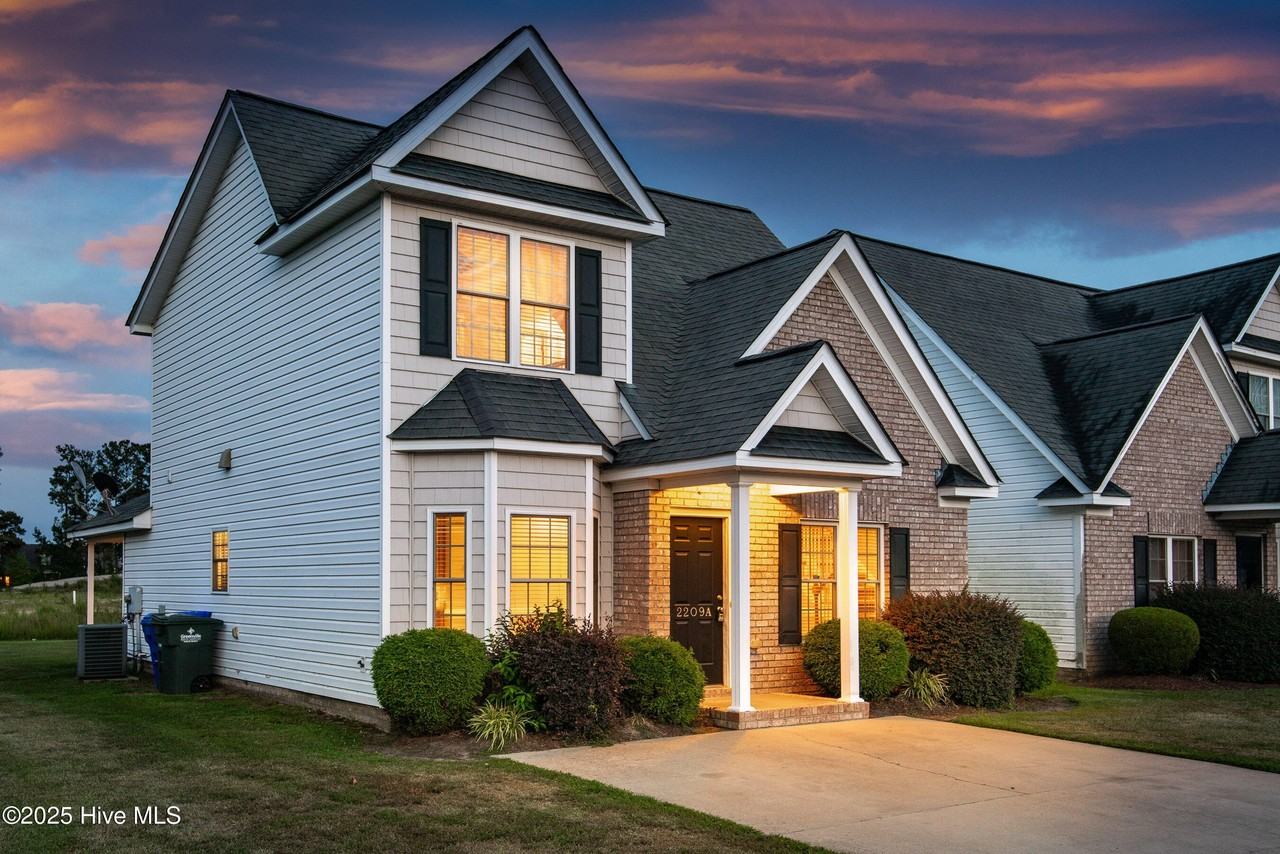 2209 Remington Ct Unit A #A - Photo 3 of 36