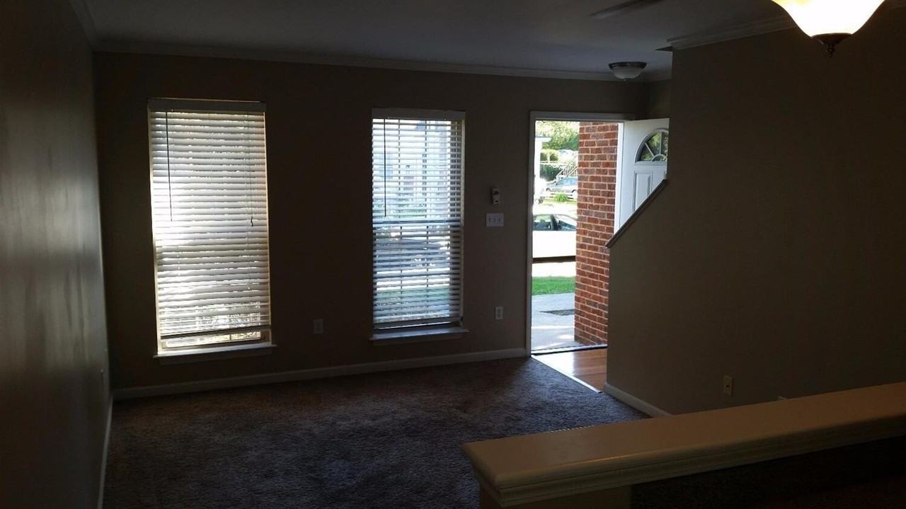 415 Marquis Ave Ste 103 #103 - Photo 3 of 13