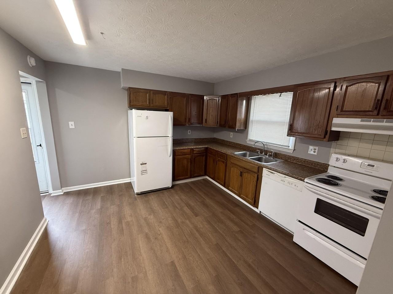 327 Garden Park Dr Unit A #A - Photo 4 of 10