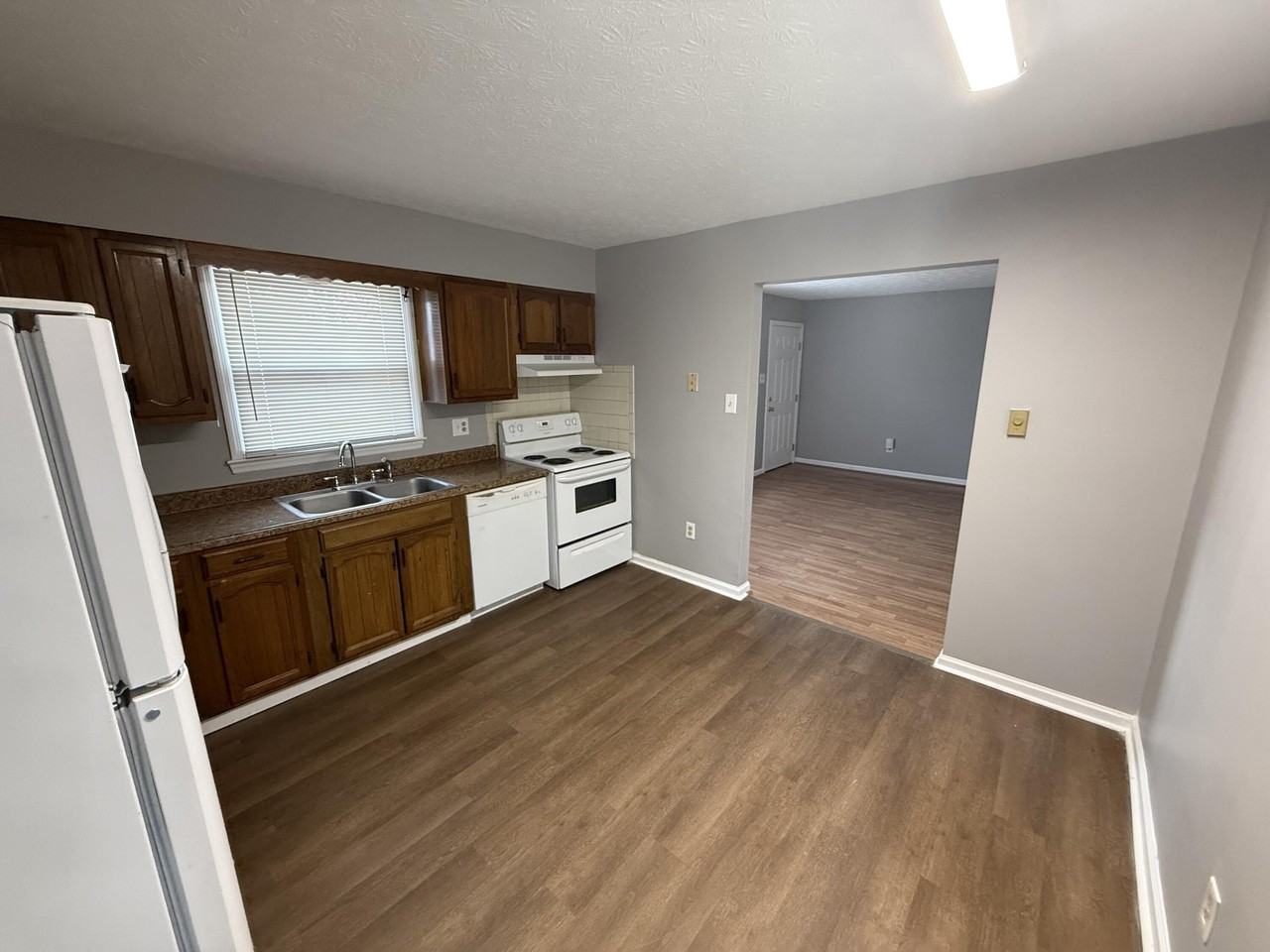 327 Garden Park Dr Unit A #A - Photo 5 of 10