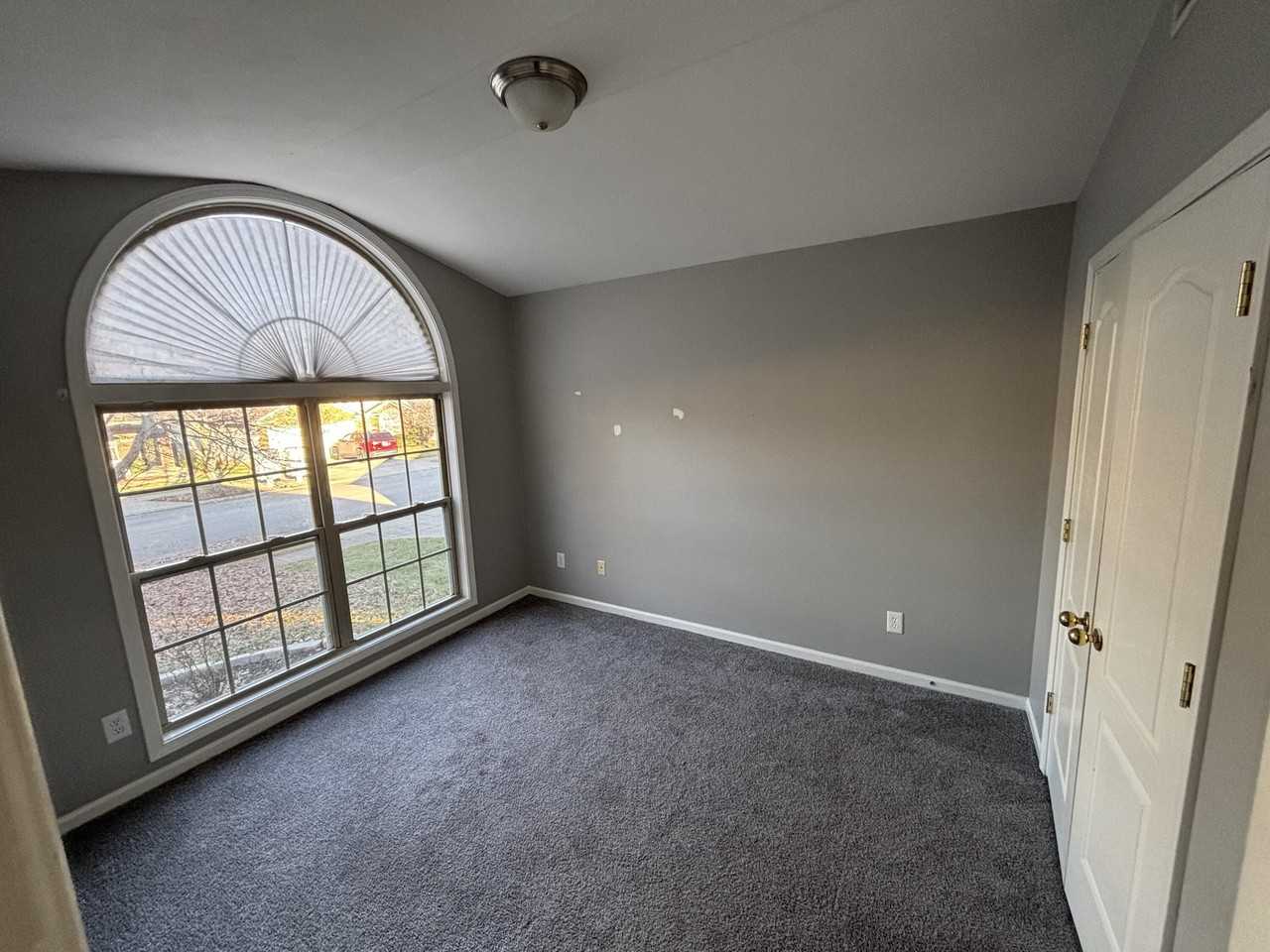 160 Blue Heron Pl - Photo 5 of 15