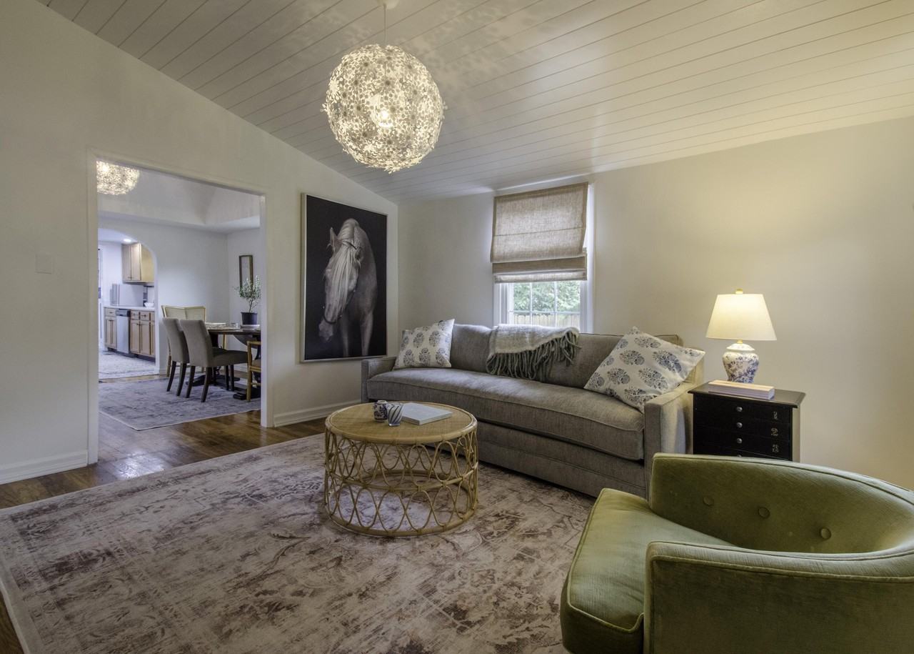 385 Sherman Ave - Photo 3 of 21