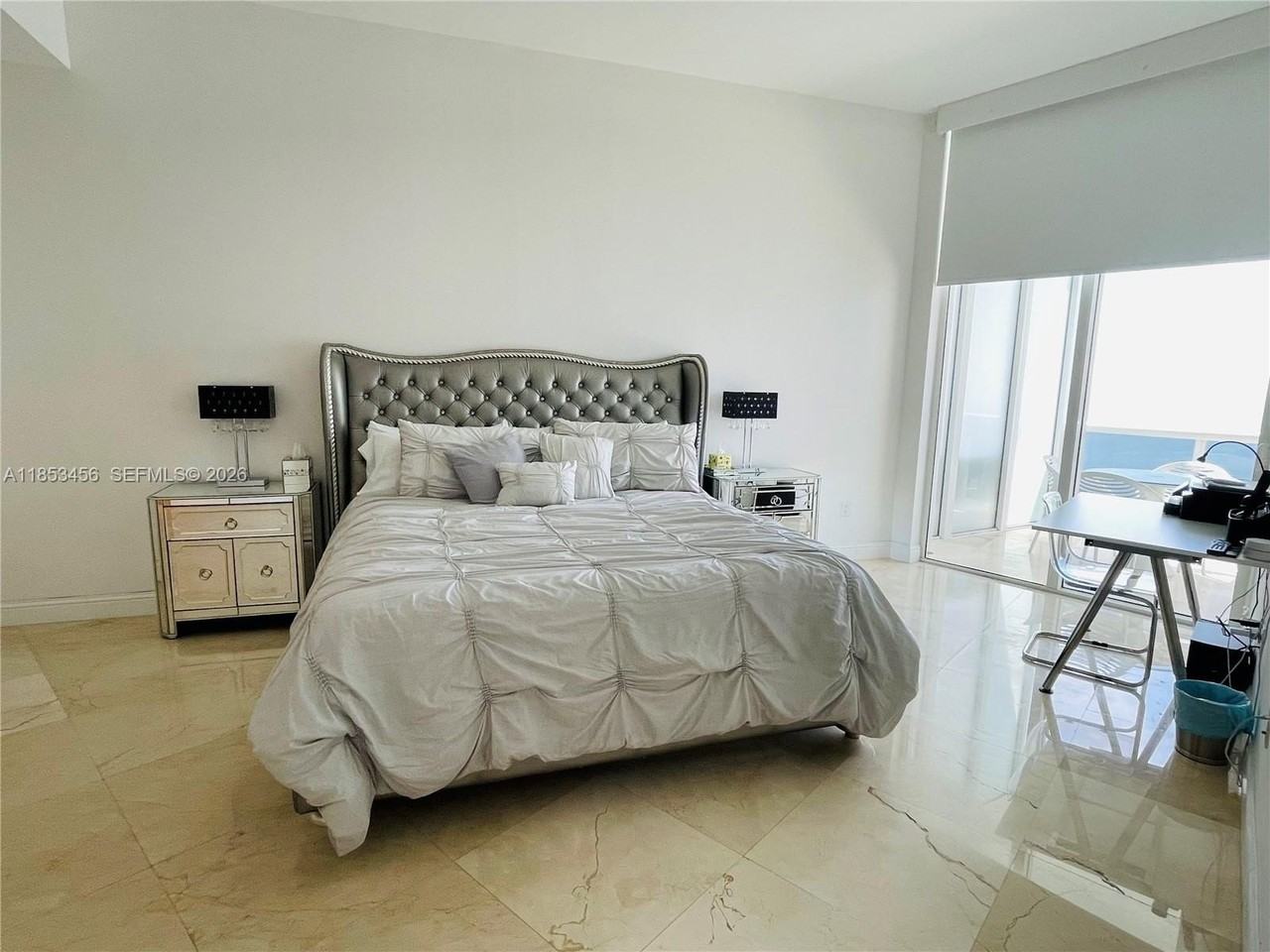 16001 Collins Ave #4107 - Photo 5 of 31