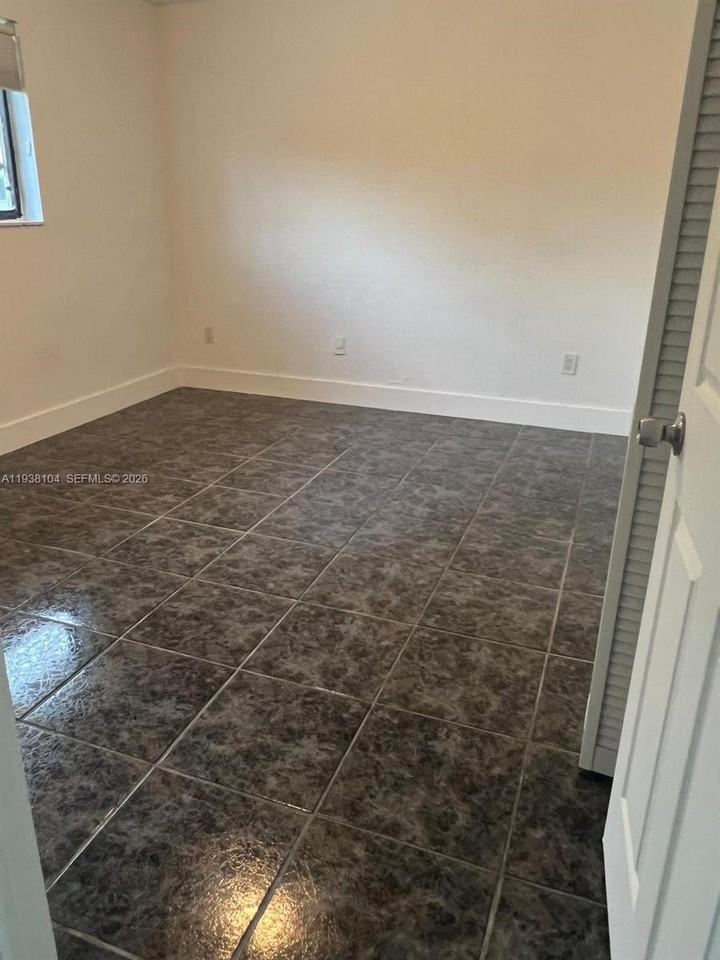 14013 Sw 281st Ter - Photo 6 of 7