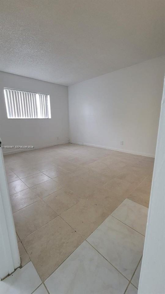 2042 Nw 43rd Ter #1 - Photo 6 of 10