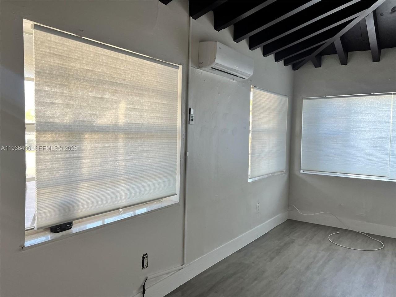 120 Sw 68th Ave #0 - Photo 6 of 12