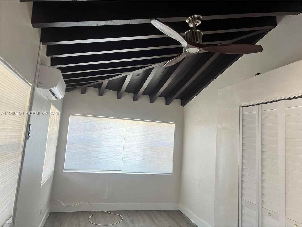 120 Sw 68th Ave #0 - Photo 7 of 12