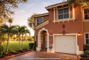 15313 Sw 31st Ter #15313 - Photo 1 of 1