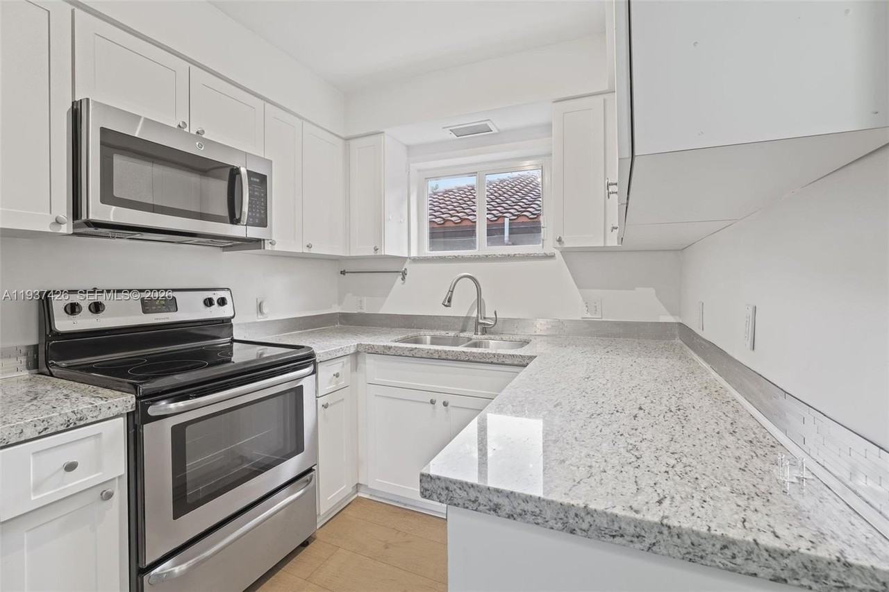 3365 William Ave - Photo 4 of 18