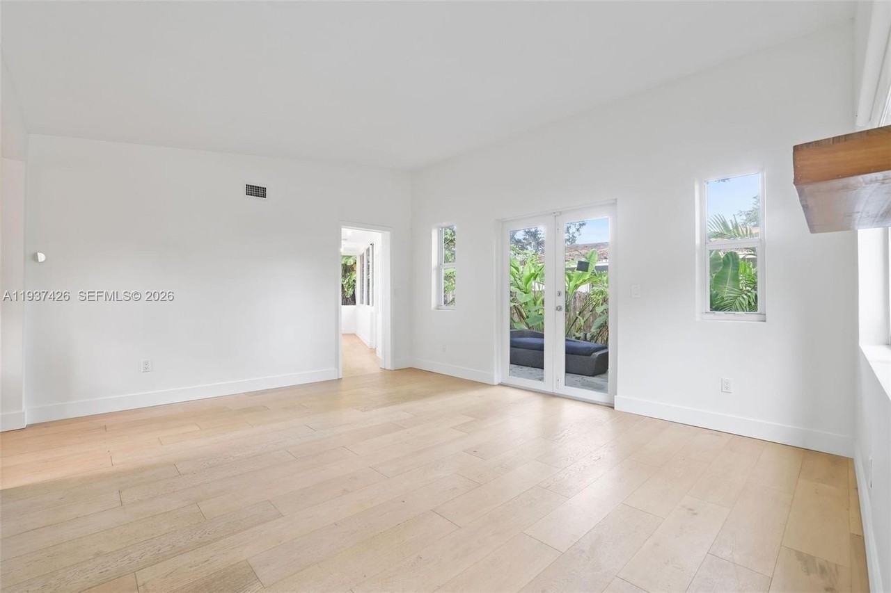 3365 William Ave - Photo 7 of 18