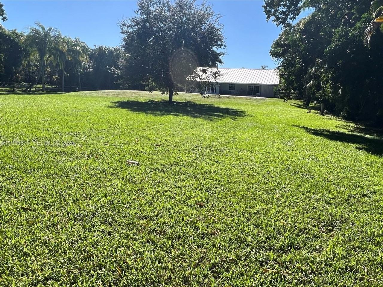 11501 Sw 3rd St - Photo 5 of 16