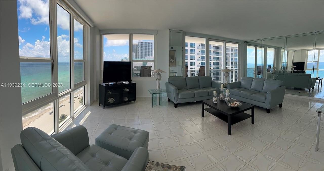 3505 S Ocean Dr #1514 - Photo 5 of 32