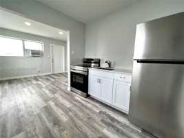featured image of 805 Nw 7th Ave #2